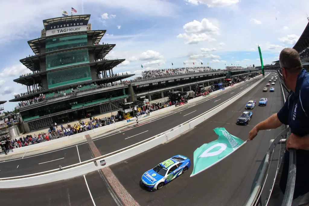 Brickyard 400